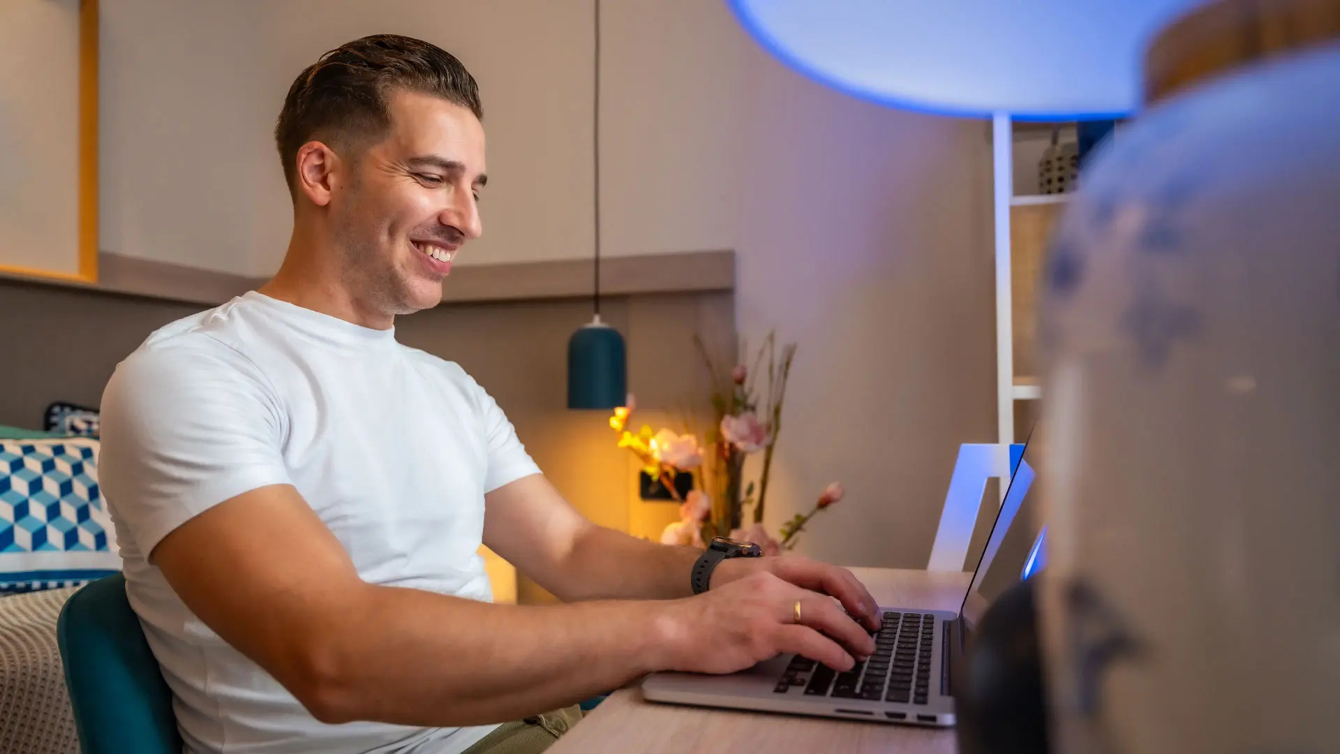 Work From Home - Software developer enjoying working from home-iSwerk Work From Home - Software developer enjoying working from home-iSwerk